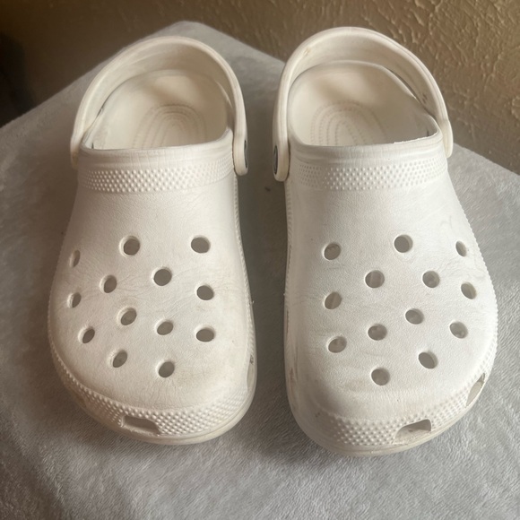 CROCS Kids Classic White Water Shoes - Picture 1 of 7